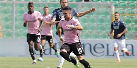 I rosanero, battendo 3 – 0 la Salernitana al “Barbera”, si laureano campioni d’inverno. Di Chochev, Monachello e Jajalo